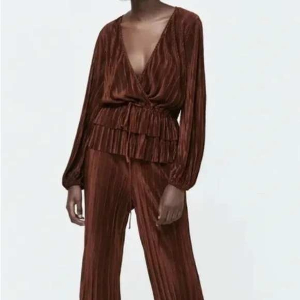 ZARA Brown Blouse Top Size Small Pleated Work Special Occassion‎